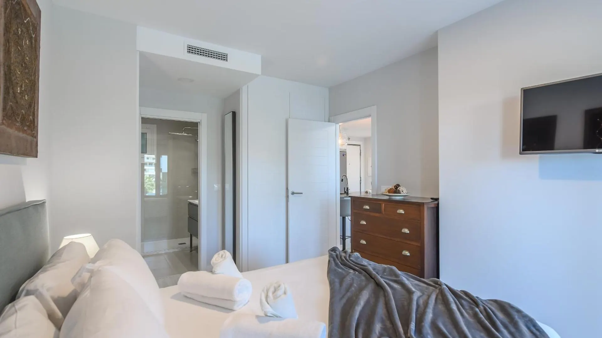 Appartement Los Camaleones By H- Playa De Los Haraganes Hlch3103 Isla Canela Spanje