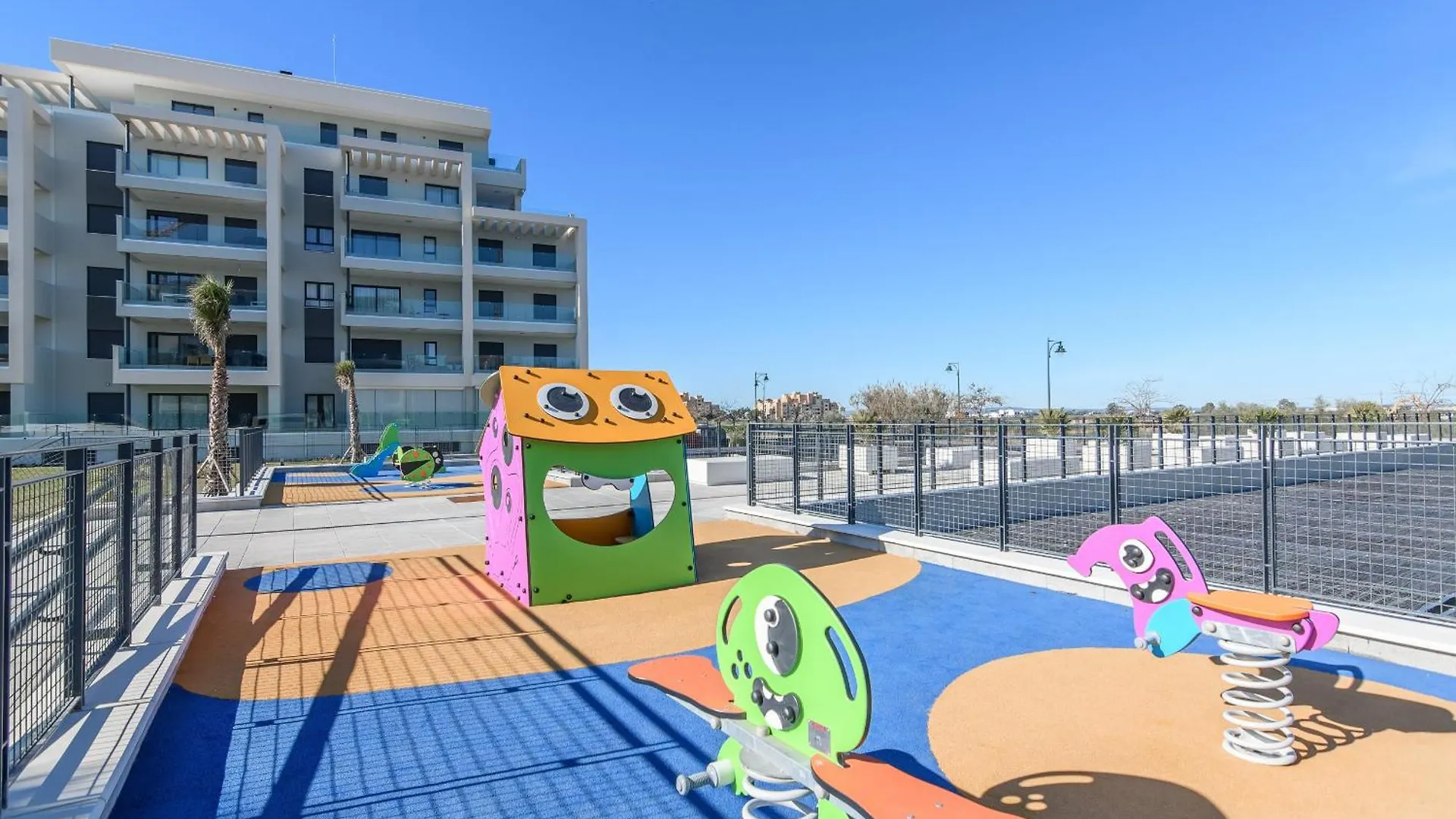 Los Camaleones By H- Playa De Los Haraganes Hlch3103 Isla Canela Appartement